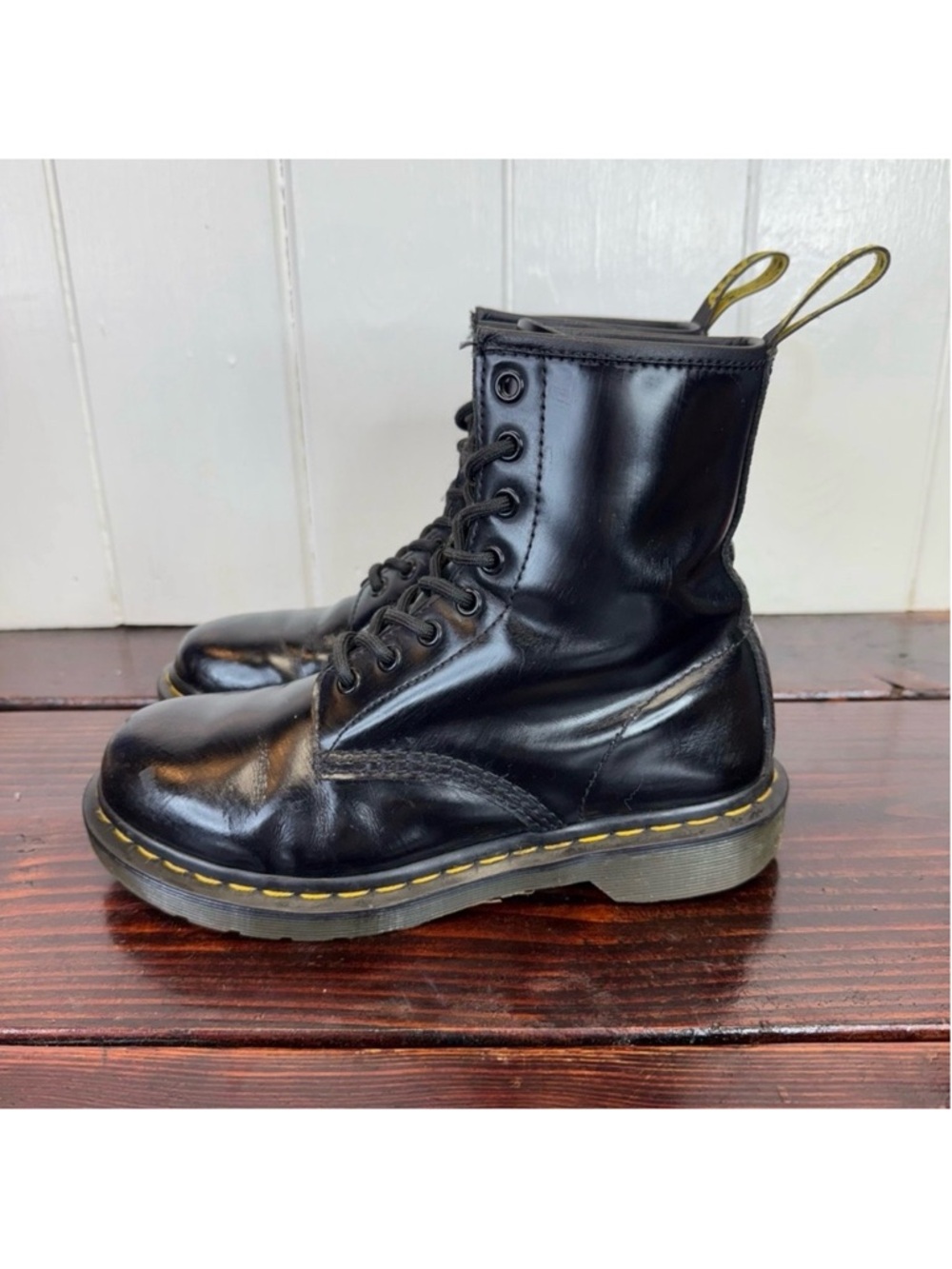 Dr. Martens 1460 W Black Smooth Leather Combat Boots – Women’s 7